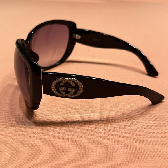 New Gucci Sunglasses. Black